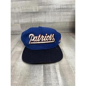 Vintage New England Patriots Reebok Script SnapBack Hat Team NFL OSFA